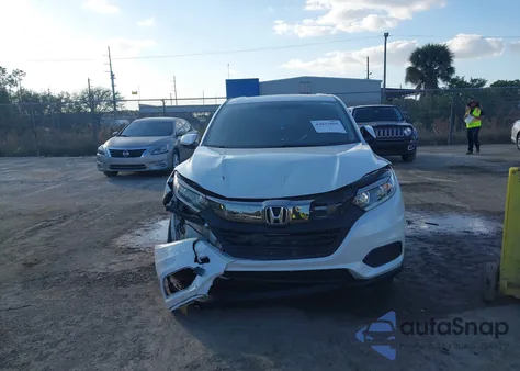 2021 Honda Hr-V Awd Lx z USA, uszkodzony, nr VIN 3CZRU6H37MM738047